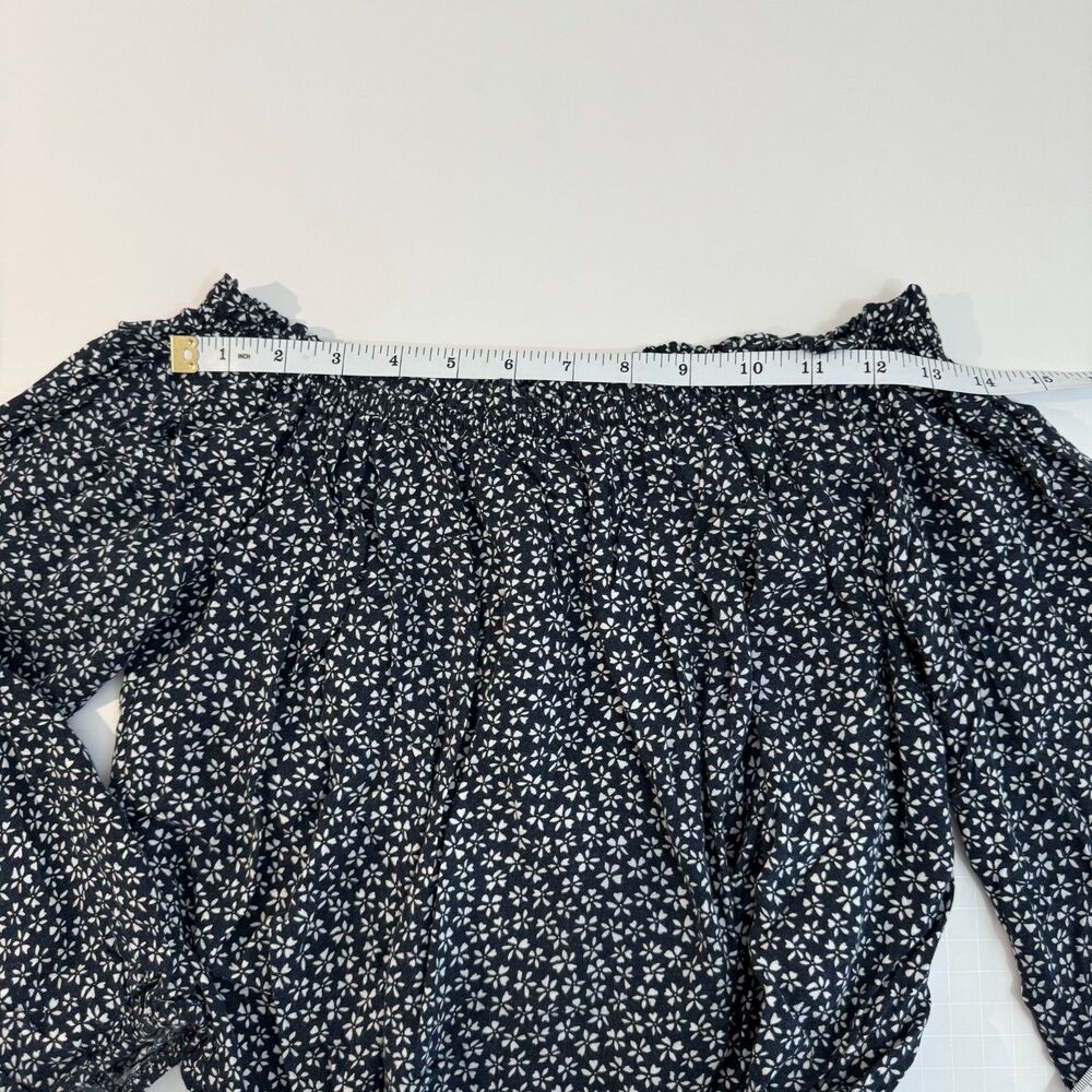 Brandy Melville Women OS Navy Floral Off Shoulder Long Sleeves Elastic Trim Top - Picture 5 of 8